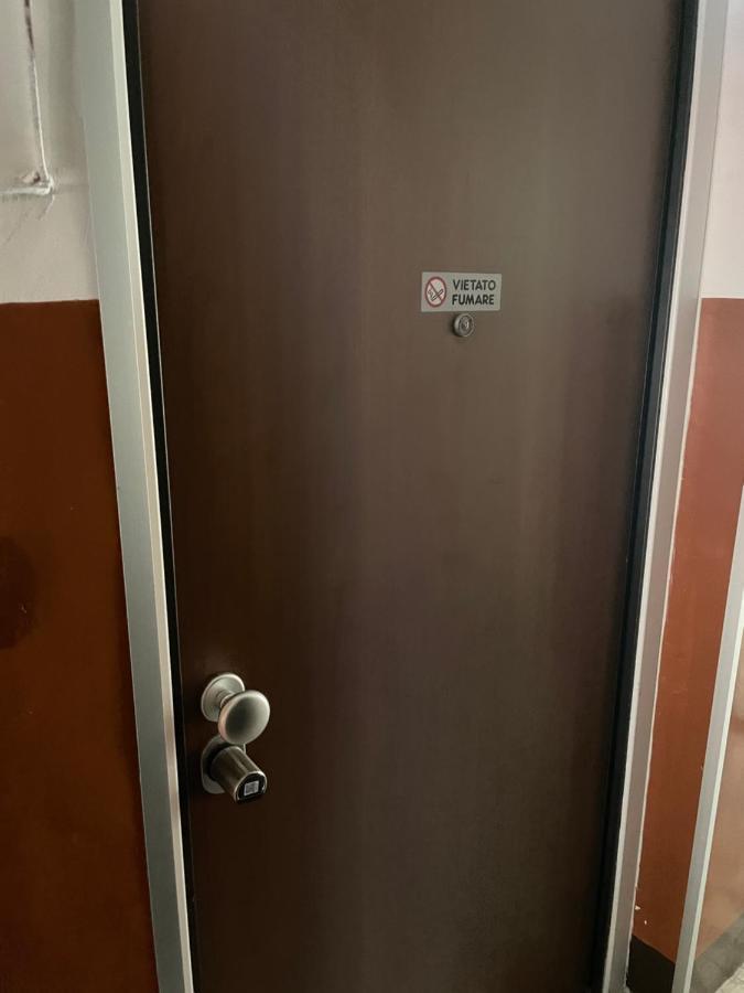 Blanda House Apartment ตารันโต ภายนอก รูปภาพ